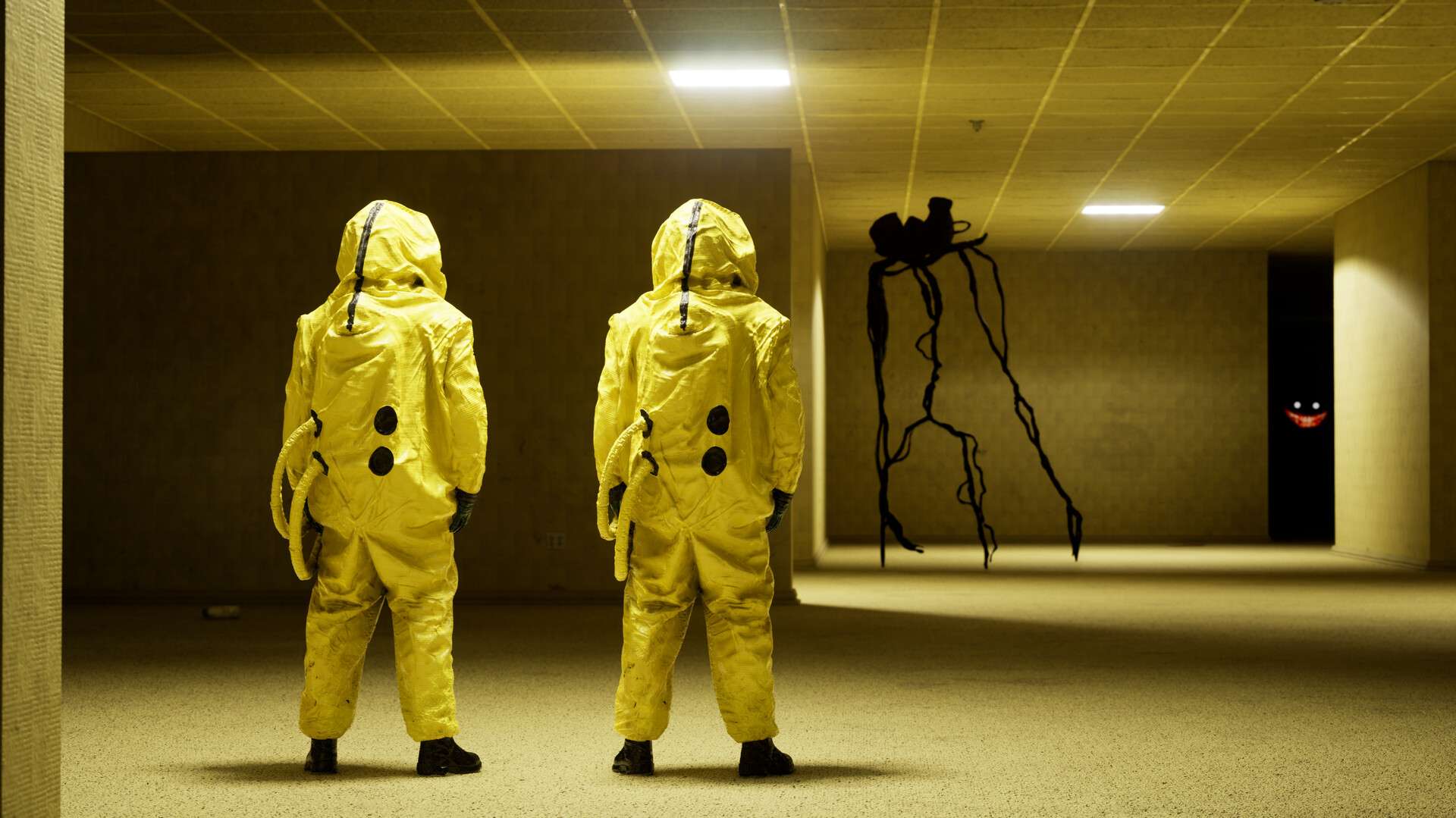 后室：一起逃脱/Backrooms: Escape Together